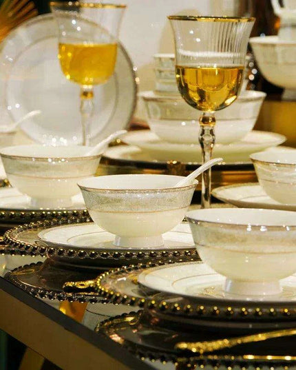 Elegant Dining Utensil Collection for Refined Indoor and Outdoor Gatherings