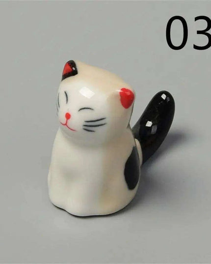 Playful Cat Cutlery and Chopstick Holder for a Whimsical Kitchen