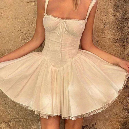 Stylish Vintage-Inspired White A-line Dress with Square Neckline - Sleeveless Summer Dress for Women, Ideal for Y2K Getaways