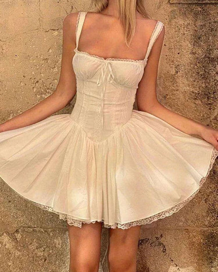 Stylish Vintage-Inspired White A-line Dress with Square Neckline - Sleeveless Summer Dress for Women, Ideal for Y2K Getaways