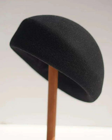 Elegant Women's Wool Felt Beret - French-Style Winter Hat for Special Occasions and Formal Gatherings