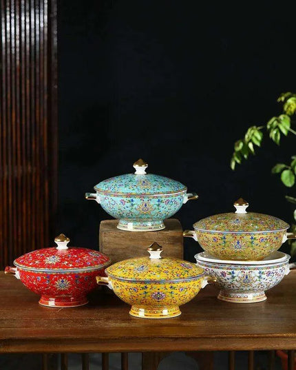 Authentic Elegant Under-glazed Ceramic Soup Pot with Lid and Spoon - Large Round Design with Gold Accents for Chinese Dining and Decor