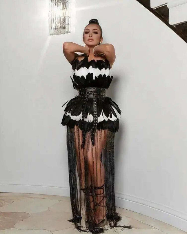 Feathered Elegance Strapless Evening Dress: A Showstopper for Nighttime Events