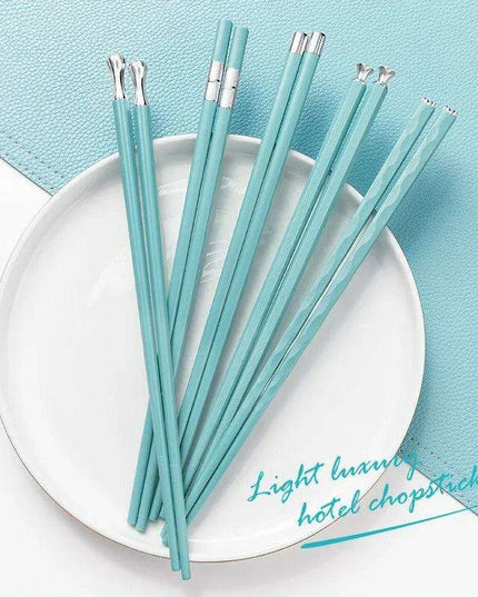Sophisticated Non-Slip Sushi Chopsticks Set - 5 Pairs for Gourmet Dining