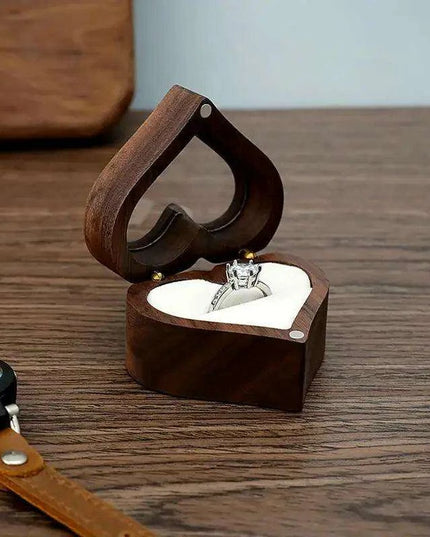 Elegant Heart-Shaped Walnut Jewelry Box - The Perfect Love Token for Special Moments