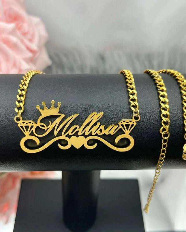 Personalized Royal Crown Name Necklace - Elegant Cuban Chain Jewelry for Women
