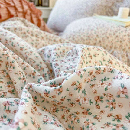 Elegant Vintage Floral Ruffled Cotton Bedding Collection with Skirt and Pillowcases