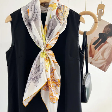 Luxury Floral Silk Scarf – 90x90cm Hand-Rolled Twill