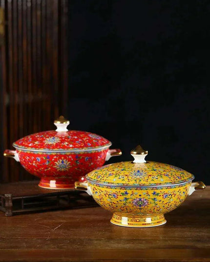 Authentic Elegant Under-glazed Ceramic Soup Pot with Lid and Spoon - Large Round Design with Gold Accents for Chinese Dining and Decor