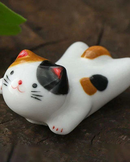 Charming Cat-Themed Ceramic Chopstick Holder - Whimsical Dining Delight