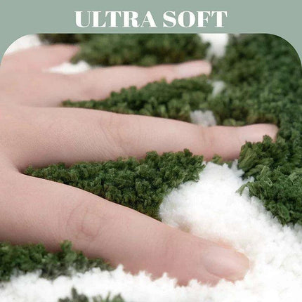 Uplifting Monogrammed Microfiber Bath Mat for a Joyful Bathroom Experience