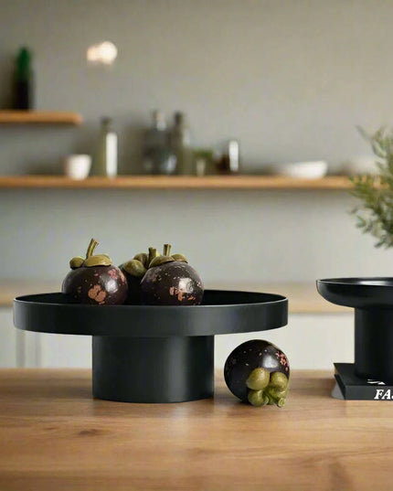 Chic Black and White Round Storage Tray - Versatile Organizer for Fruits, Perfumes, and Cosmetics