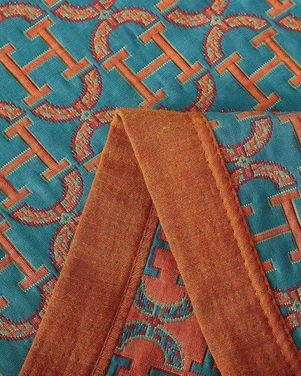 Dreamy Cotton Jacquard Blanket Set - Perfect All-Season Comfort and Style