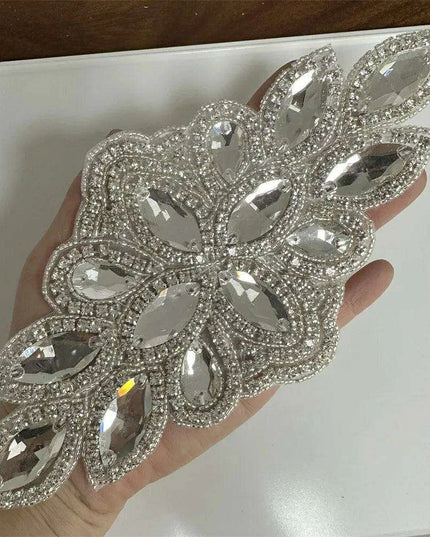 Glimmering Silver Rhinestone Floral Applique: Elegant Fashion Upgrade Accessory