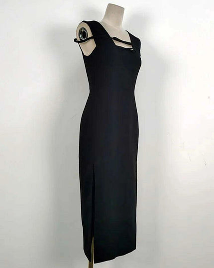 Elegant Black Sleeveless Evening Dress with Bow Detail and High Slit