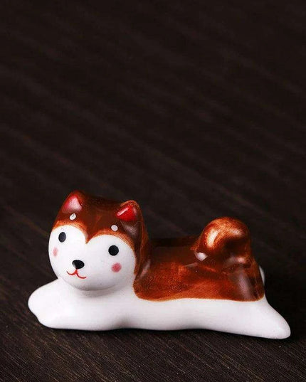 Charming Cat-Inspired Ceramic Chopstick Holder for Elegant Dining