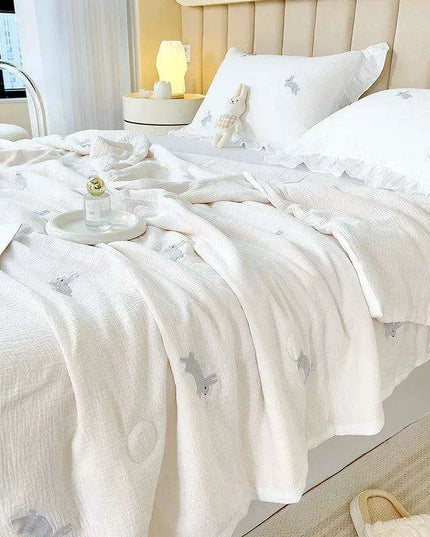 Luxury Summer Soybean Duvet Insert - Double-Layered Cotton Quilt with Elegant Embroidery