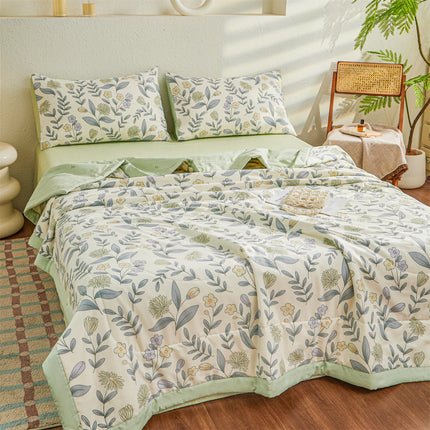 Floral Cotton Summer Quilt — Lightweight Skin-Friendly Comforter