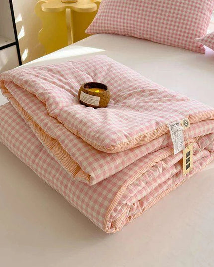 Elegant Green Plaid Double-Sided Summer Quilt - Luxurious Comforter for Queen Beds