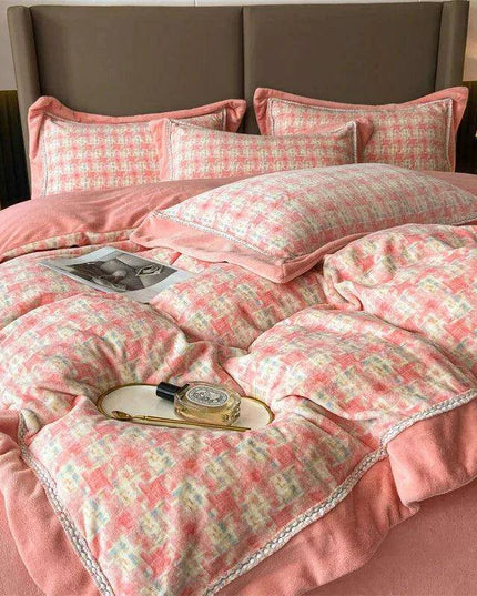 Cozy Winter Plush Coral Velvet 4-Piece Bedding Ensemble – Ultra Soft Flannel Duvet Cover, Quilt, and Sheet Set