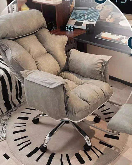 Sleek Nordic Leather Ergonomic Recliner - The Perfect Blend of Comfort for Gaming and Leisure