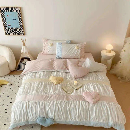 Adorable Heart-Shaped Washed Cotton Bedding Set - 4/5 Piece Duvet Cover, Sheet & Pillowcases for Girls