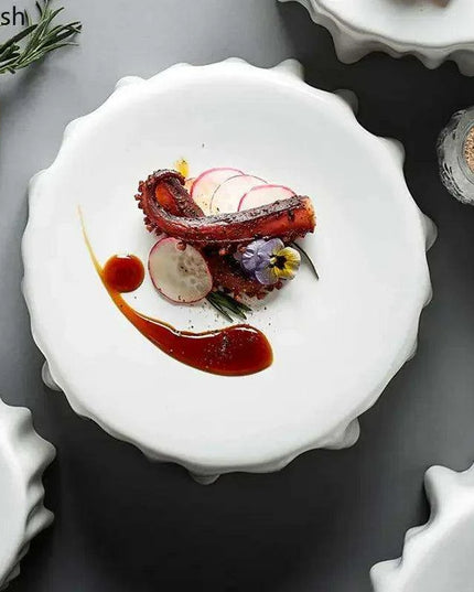 Artistic Heat Retention Plate for Molecular Gastronomy - Elegant Serving Dish for Desserts and Butter in Fine Dining