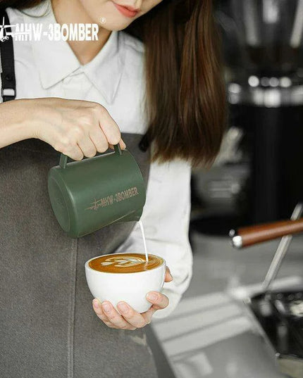 Stylish Pink Stainless Steel Milk Frother Set - Professional Barista Edition for Latte Art 500/600ml