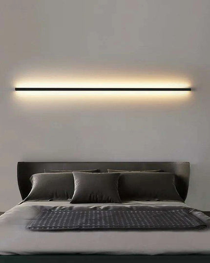 Sleek Scandinavian LED Wall Sconce with Customizable Lighting Options