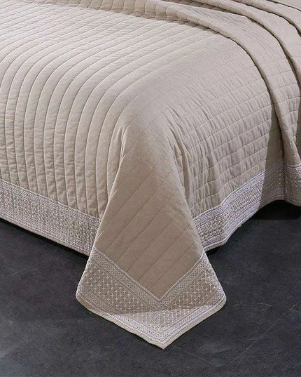 Khaki Embroidered Cotton Quilt Set - Luxurious 3-Piece King Size Bedspread with Matching Pillow Shams