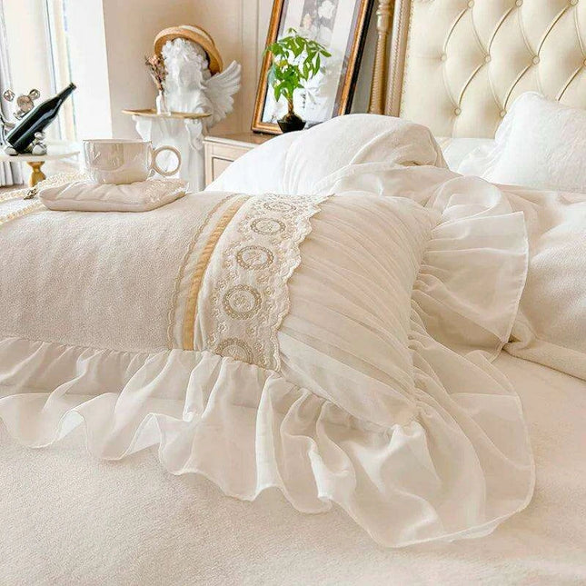 Luxury Velvet Fleece Princess Bedding Set with Elegant Lace Ruffles, Cozy Duvet Cover, Sheets, and Pillowcases