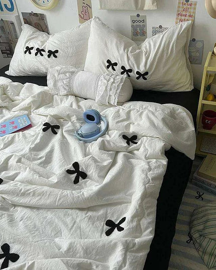 Breezy Bliss Summer Quilt Set - Cool and Convenient Machine Washable Blanket