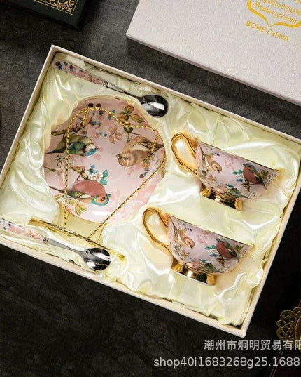 Luxurious European Bone China Tea Cup Set for Timeless Elegance