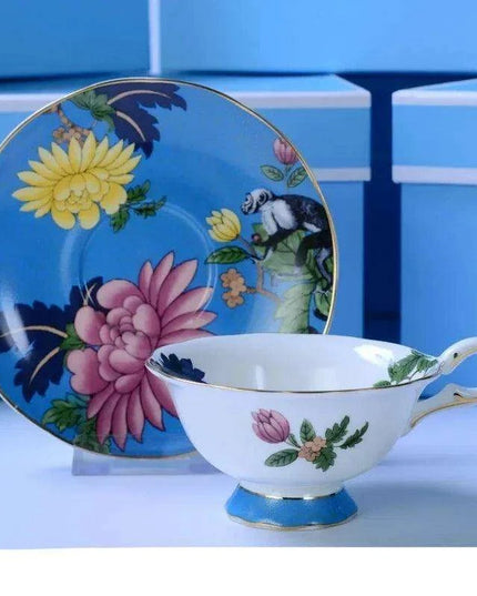 Exquisite Royal Bone China Tea and Coffee Set with 24K Gold Trim - Luxurious Elegant Drinkware Collection