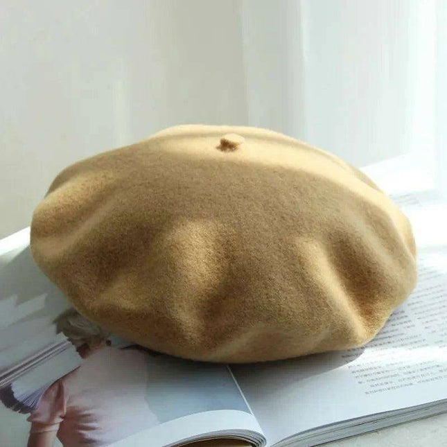 Chic Wool Beret for Women - Timeless Style Meets Cozy Comfort
