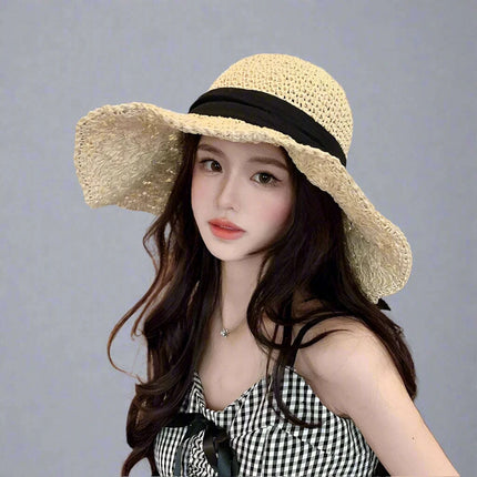 Elegant Women's Travel-Friendly Straw Sun Hat with Wide Brim for Enhanced Summer Protection