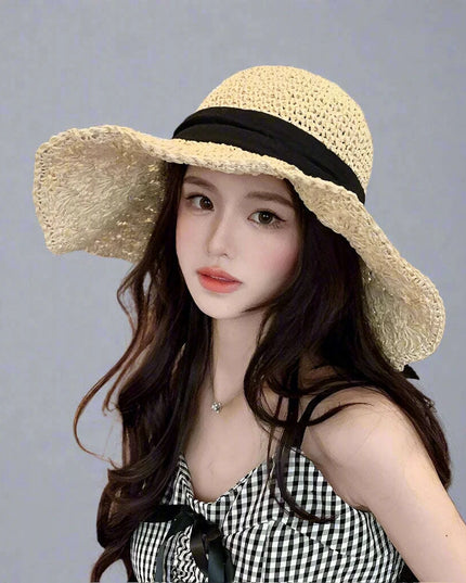 Elegant Women's Travel-Friendly Straw Sun Hat with Wide Brim for Enhanced Summer Protection