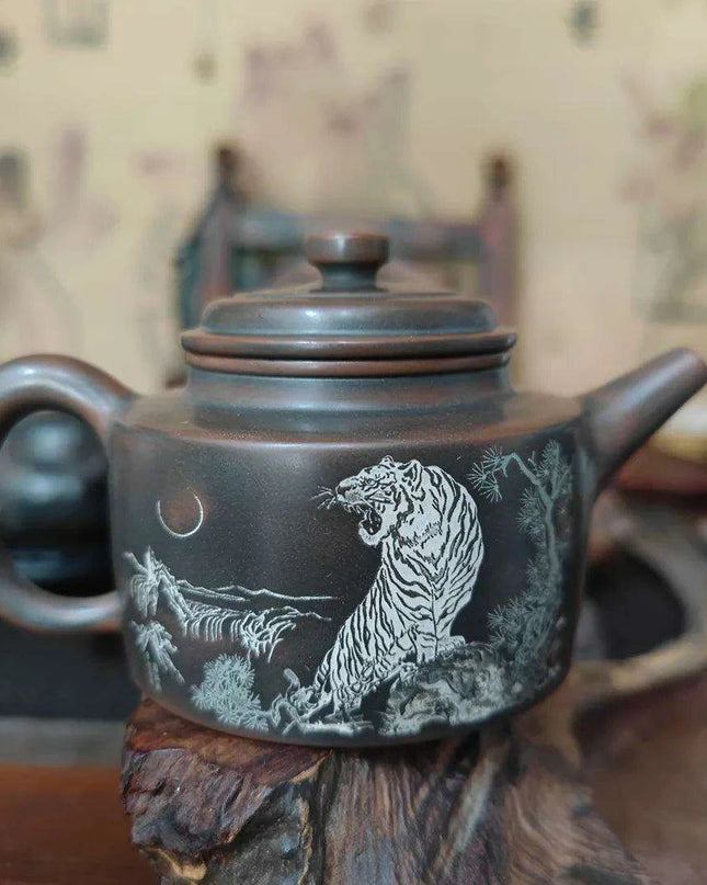 Artisan 200ml Qinzhou Nixing Clay Teapot Set for Puerh and Tea Lovers