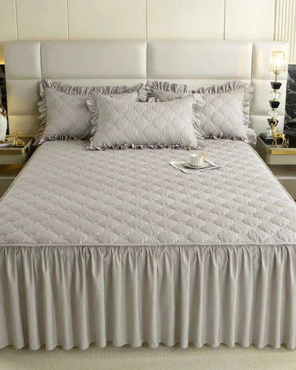 Plush Quilted Mattress Protector with Solid Color Bed Skirt - Skin-friendly Bedspread (No Pillowcase)