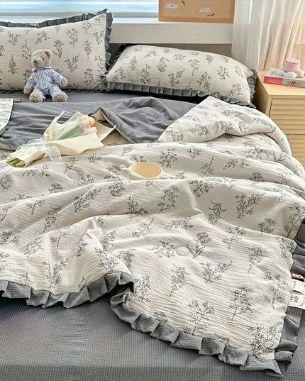 Lightweight Summer Chill Throw Blanket - Ideal for Warm Weather (Pillowcase Not Included)