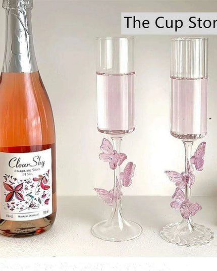 Charming 3D Butterfly Clear Glass Wine Goblet for Elegant Entertaining
