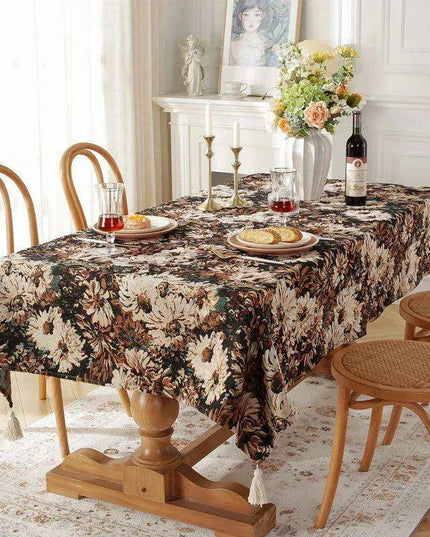 Elegant Floral Jacquard Tablecloth with Charming Tassel Details - Transform Your Dining Atmosphere