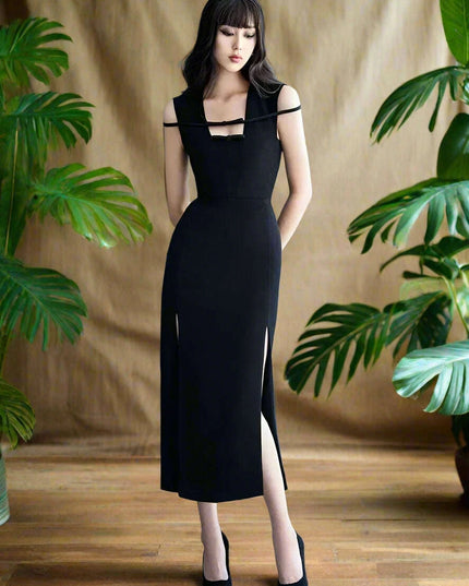 Elegant Black Sleeveless Evening Dress with Bow Detail and High Slit