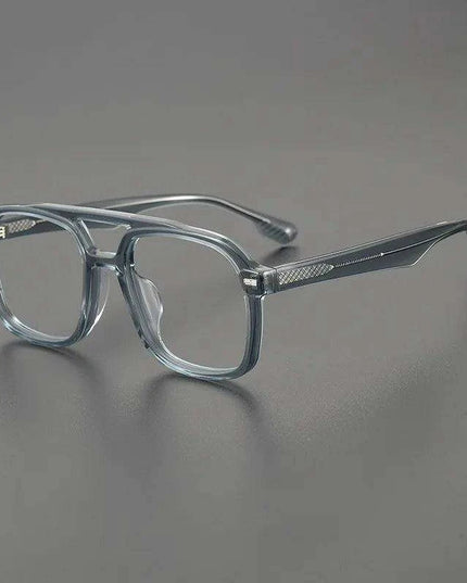 Tailor-Made Acetate Eyewear: Fashionable Glasses for the Discerning Individual