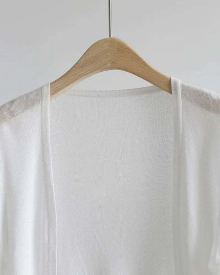 Elegant Women's Lightweight Sweetheart Cardigan for Spring/Summer Style