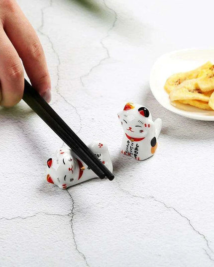 Whimsical Cat-Inspired Ceramic Chopstick Holder - Delightful Japanese Dining Accessory
