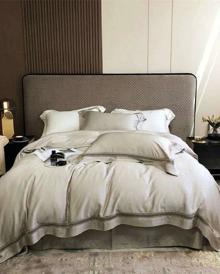 Sumptuous 1000TC Egyptian Cotton Bedding Ensemble with Elegant Hollow Lace - Duvet Cover, Flat & Fitted Sheets, Pillowcases for Queen & King Beds