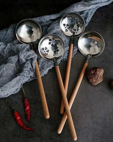 Stylish Long-Handled Japanese Wooden Ladle - Perfect for Soups and Hot Pot