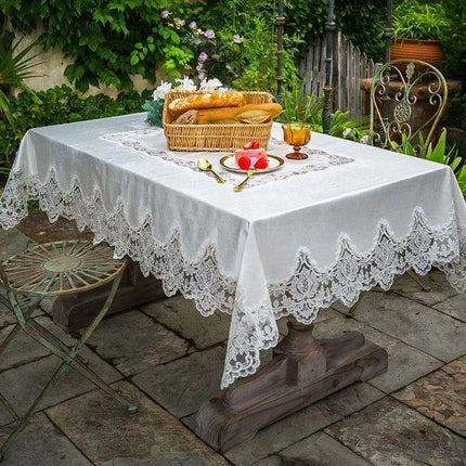 Elegant White Gold Velvet Tablecloth with Lace Accents - Sophisticated Dining Room Décor