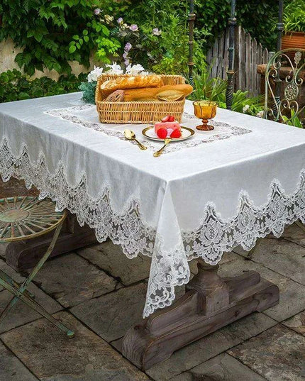 Elegant White Gold Velvet Tablecloth with Lace Accents - Sophisticated Dining Room Décor